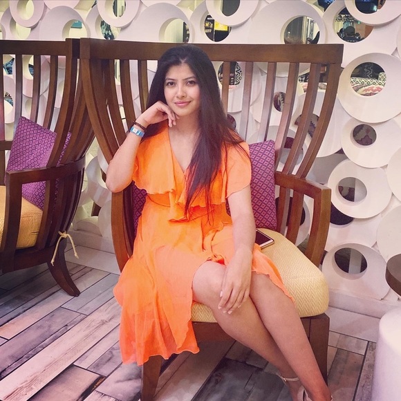 COPY - ASOS DESIGN cape back dipped hem midi dress - Picture 3 of 3